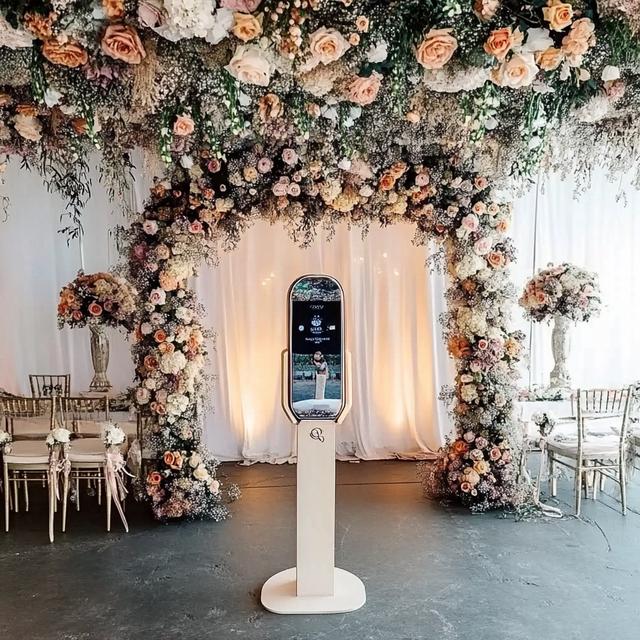 How to Build the Perfect Party Photo Backdrop Guests Will Love