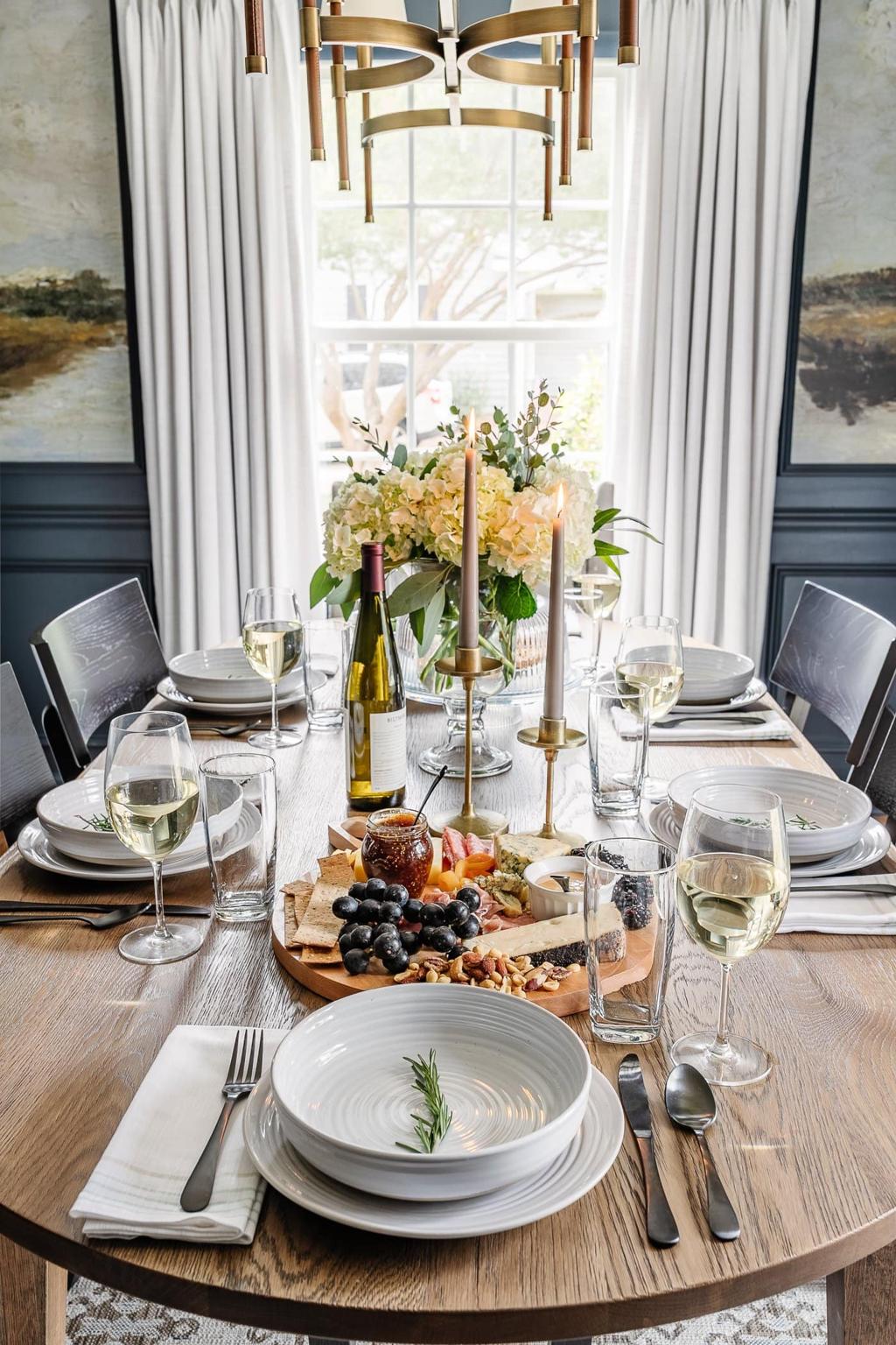 How to Keep Guests Entertained from Start to Finish at Your Party