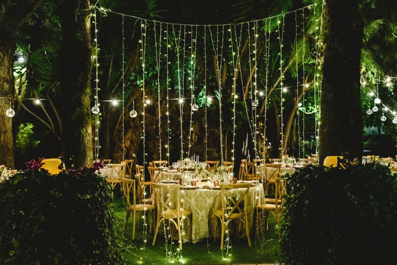 The Best Party Lighting Ideas for Cozy and Romantic Celebrations