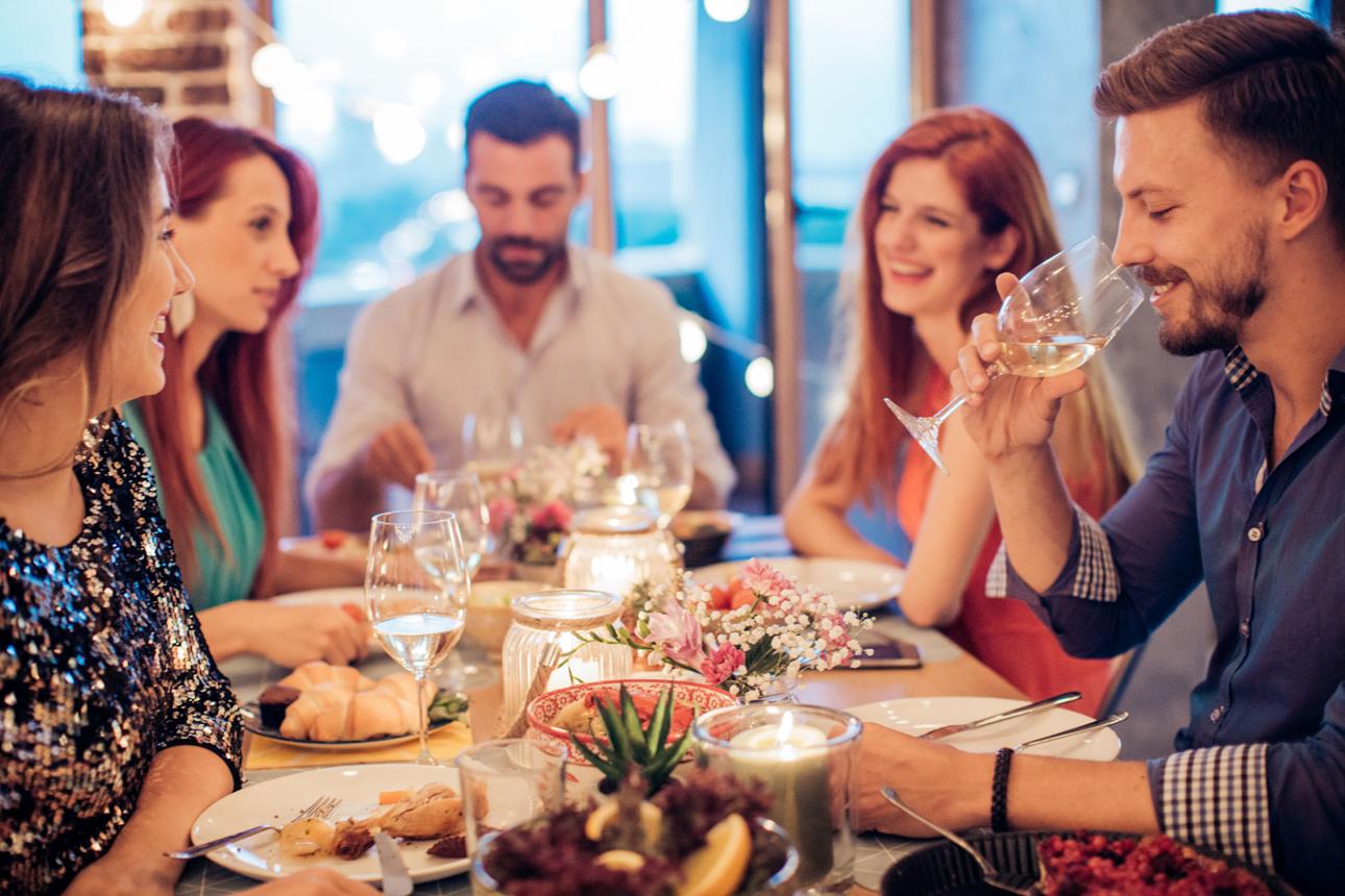 How to Make Small Gatherings Feel Elegant and Memorable