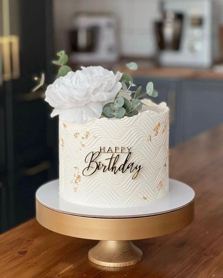 Modern Birthday Cake Decorating Trends Everyone Loves in 2026