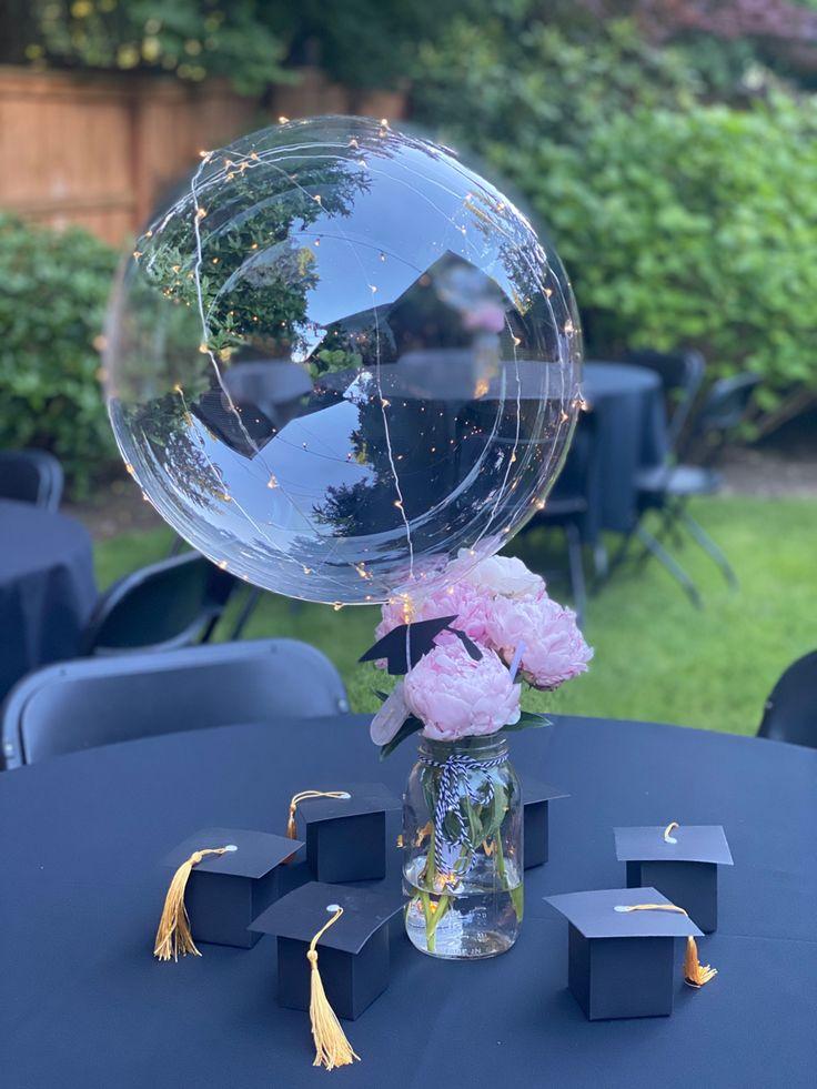 Simple Graduation Party Decorations That Look Expensive