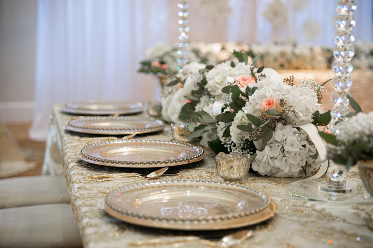 Charger Plates & Elegant Dinnerware