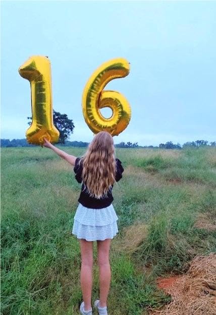 Gold Number 6 Balloon 40 inch, Balloon numbers party supplies, deco photo shoot - Image 3