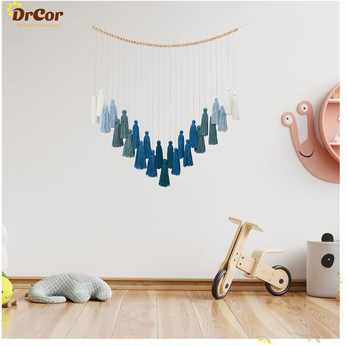 DrCor Ombre Green Boho Macrame Garland Wall Hanging Decor | Handmade yarn banner - Image 3