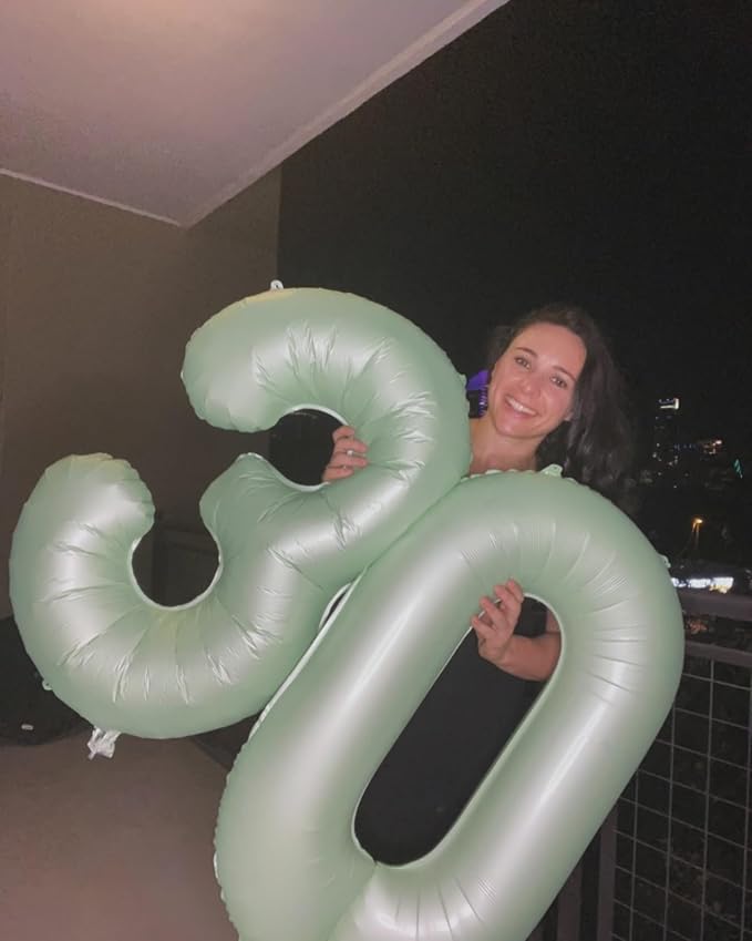 Oliver Green Number 3 Balloon 40 Inch - Image 3