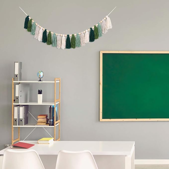 GIAUMA Green Tassel Garland - Image 4