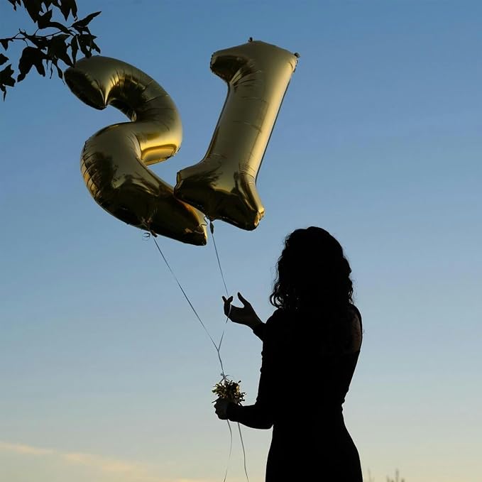 40 Inch Gold Number 0 Foil Balloon - Image 5