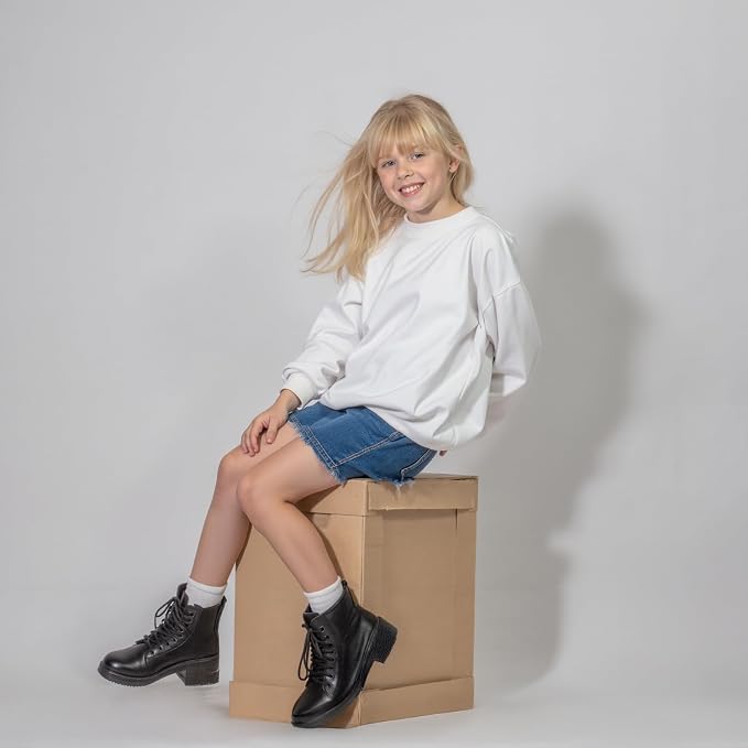 Kate Seamless Paper Backdrop for Photography Solid White Photo Backdrop Paper - Image 4