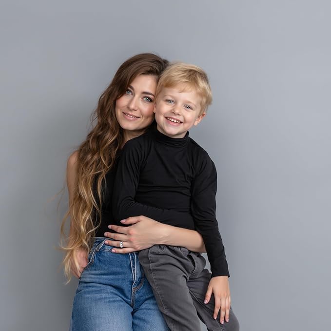 Kate Seamless Paper Backdrop for Photography Light Grey Photo Backdrop Paper - Image 4