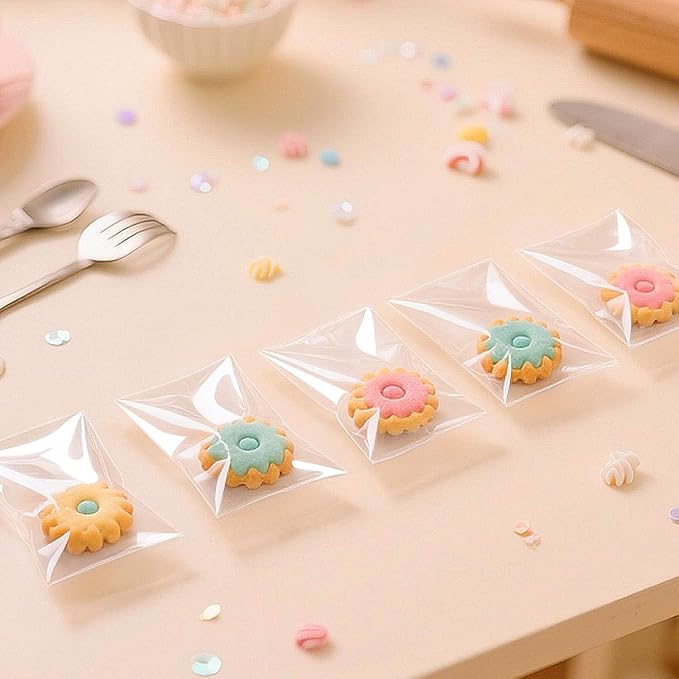 PigPotParty 2"x3" Cellophane Cookie Bags Self Sealing, 200 Pcs Clear Plastic Treat Individual Cookie Bags with seal, Perfect for Goodies, Party Favors, Snacks, Gift Wrapping