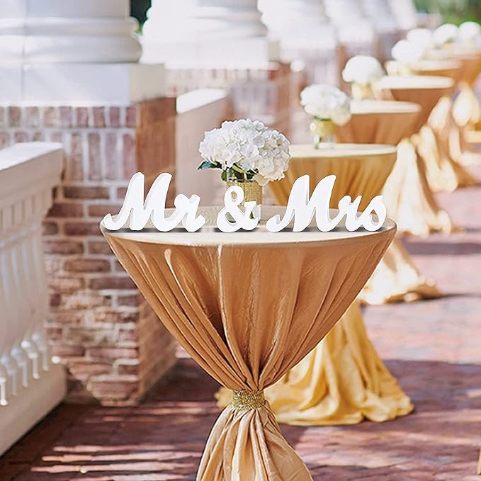 VIOPVERY Wooden Mr & Mrs Wedding Sign - Image 6