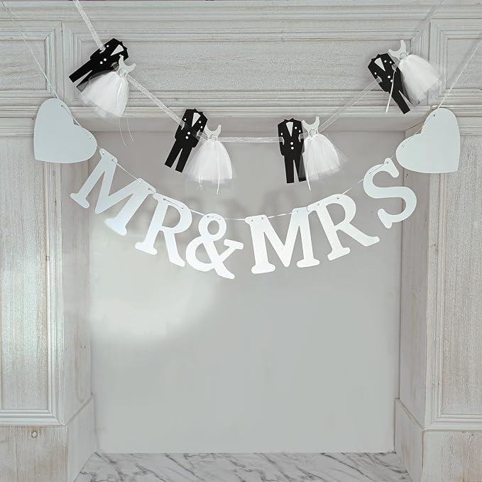 Mr and Mrs Banner for Wedding Reception, 2-Piece Bride and Groom Garland - Image 2