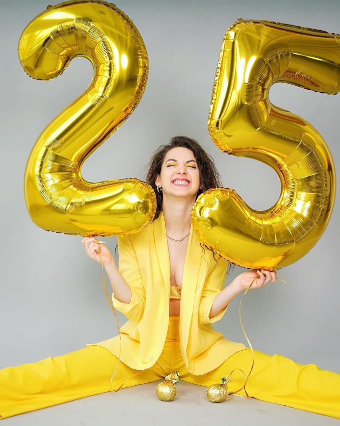 Gold 20 Balloon - Image 8