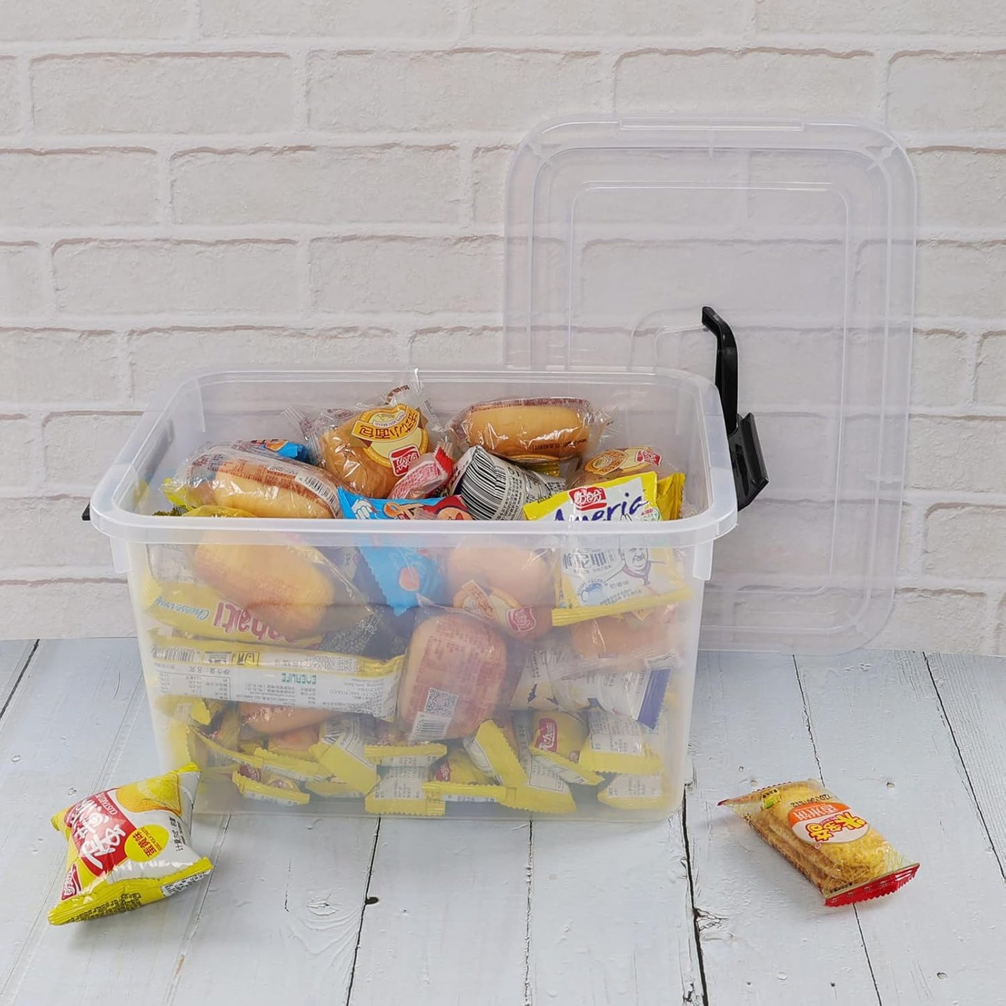 5 Liter Clear Storage Box, 4-Pack Plastic Latching Box with Lid