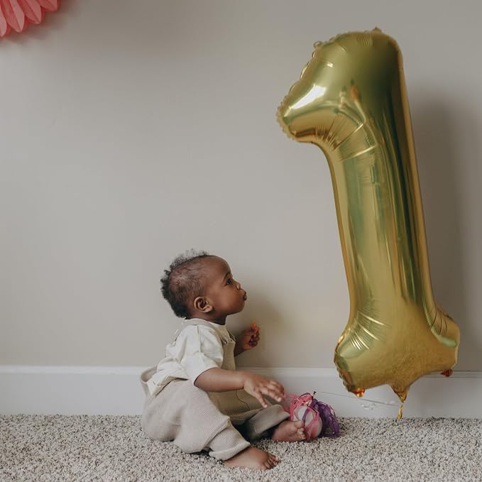 40 Inch Gold Number 7 Foil Balloon - Image 2