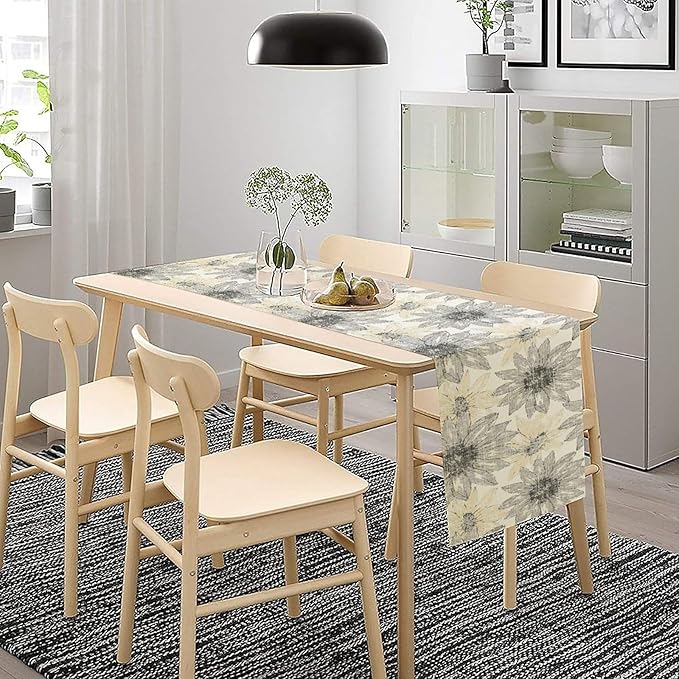 Chrysanthemum Vintage Floral Table Runner, Elegant Grunge Green Sunflower Spring Summer Elegant Pattern Artichokes Flower Table Runner for Party Kitchen Dining Living Room Decor, 13x36 Inch