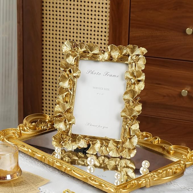 Cuspin Gold Picture Frame 4x6 Vintage Gold Frames, Ornate Leaf Textured Hand-Crafted Resin with Glass Front Antique Photo Frame for Tabletop Display, Retro Design Home Decor
