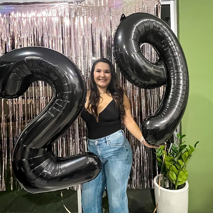 Black Number 17 Balloon 40 Inch - Image 4