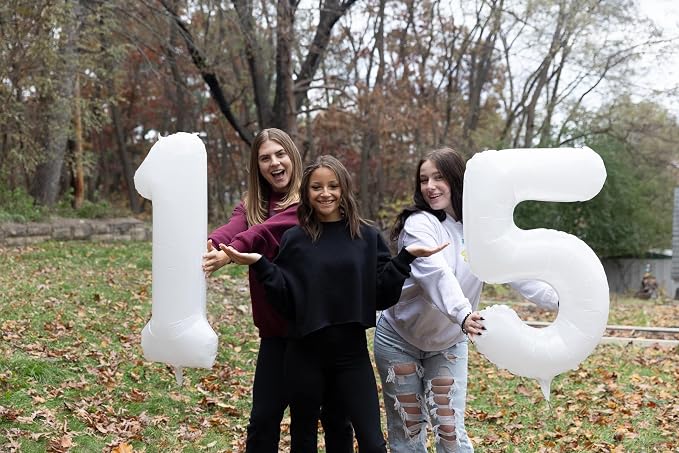 White 15 Balloon - Image 7