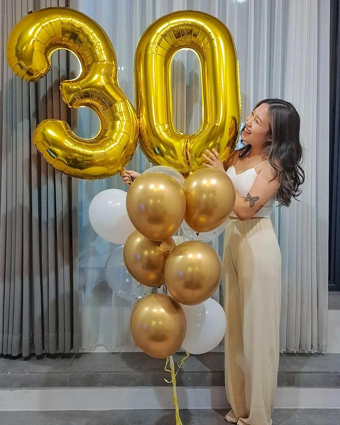 Gold 30 Balloon - Image 7
