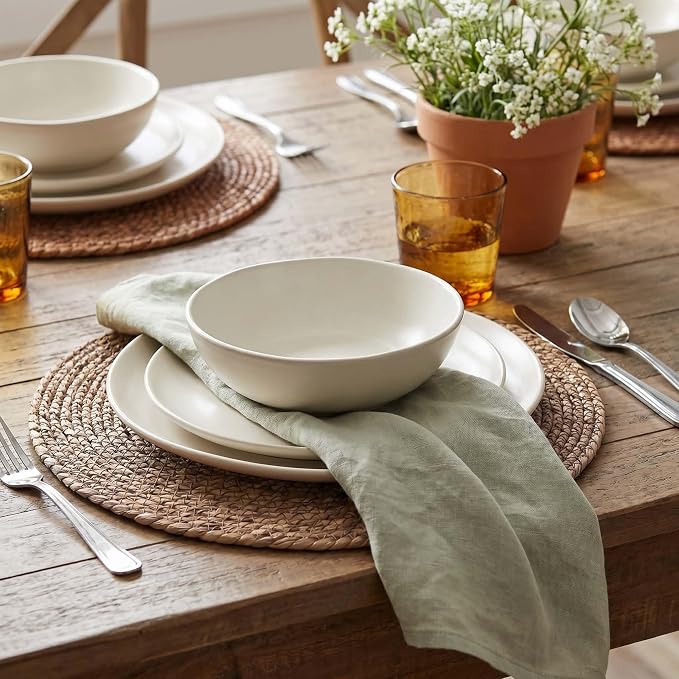 13.8" Set of 8 Brown Seagrass Woven Round Placemats - Image 2