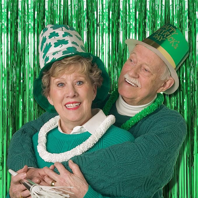 2 Pack Green Streamers Backdrop Jungle Party Decorations Foil Fringe Backdrop - Image 4