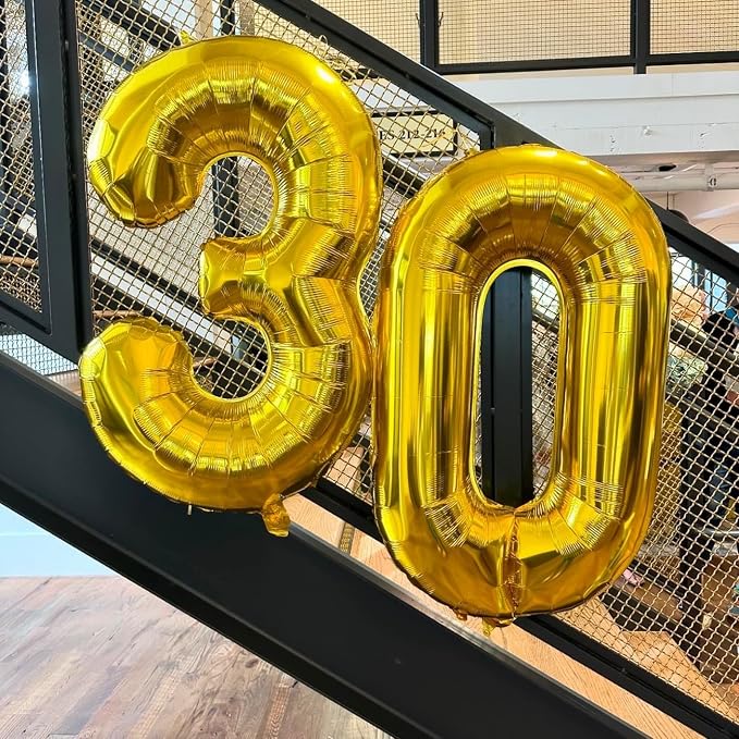 Number Balloons 40 Inch Gold 7 Balloon - Image 4